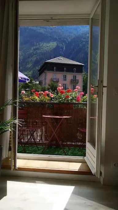 Studio Limbo Chamonix Hyper Centre Vue Imprenable Sur Le Mont-Blanc Apartment
