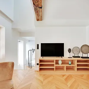  Apartment Cmg Republique - Rue Beranger France